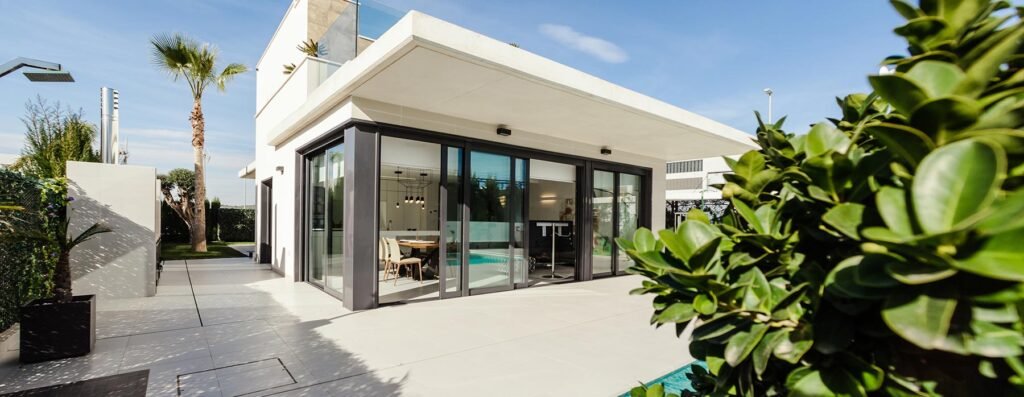 Casa amplia con buena iluminación